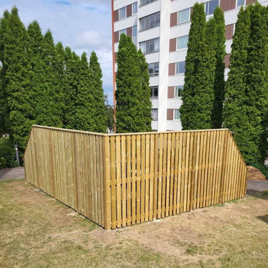 Funktionellt plank i bostadsområde
