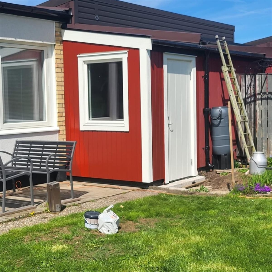 Tillbyggnad av förråd